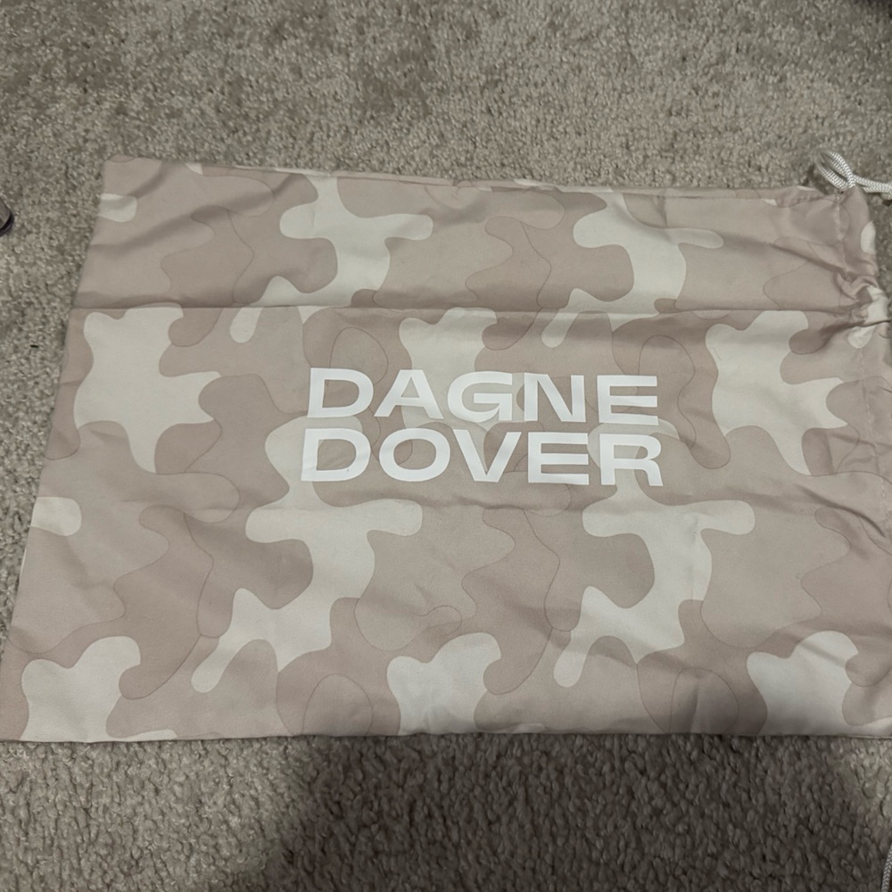Dagne Dover Pink Camo Drawstring dust bags